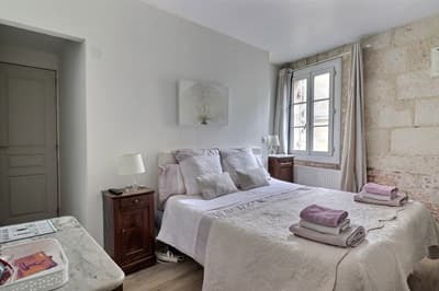 une des Chambres d'hôtes à vendre à Bordeaux en Gironde