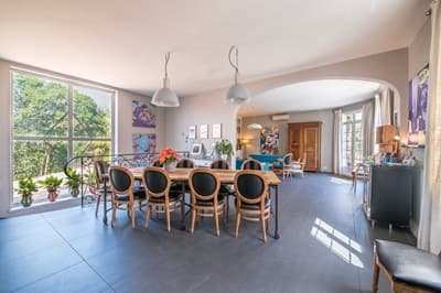 une des Chambres d'hôtes à vendre centre Bordeaux en Gironde