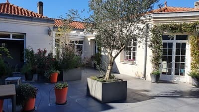 terrasse des Chambres d'hôtes à vendre centre Bordeaux en Gironde