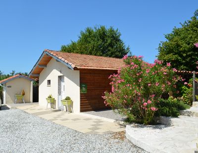 le Gîte de la propriété avec et chambres d'hôtes à vendre près Dax dans les Landes