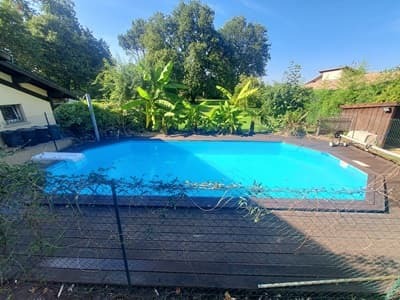piscine des Chambres d'hotes et gîtes à vendre à Liposthey dans les Landes
