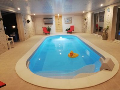 piscine intérieure des Chambres d'hôtes à vendre à Montsoué ans les Landes