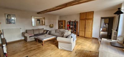 salon des Chambres d'hôtes et gîte à vendre à Sainte Colombe en Gironde