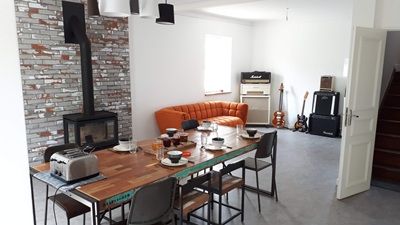 salle à manger de la Propriété avec Chambres d'hôtes et gîtes à vendre à Arpajon sur Cère dans le Cantal