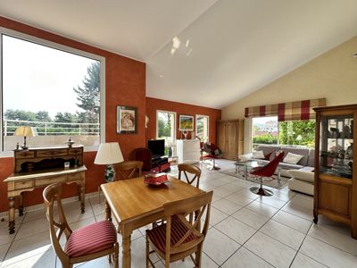 salle à manger des Chambres d'hôtes à vendre au Puy-en-Velay en Haute-Loire