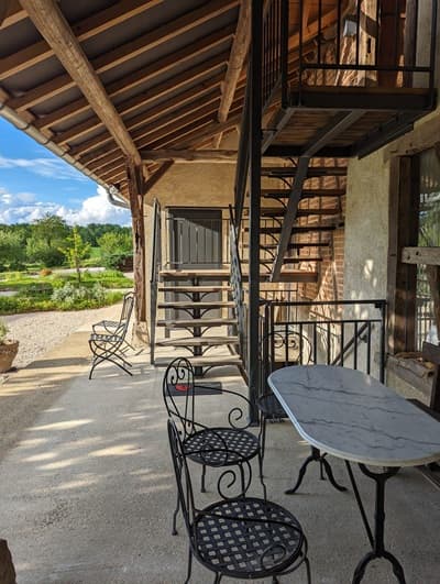 terrasse des Chambres d'hôtes et gîte à vendre à Montpont-en-Bresse en Saône-et-Loire 