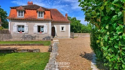 la dépendance de la Maison d’hôtes / gîtes à vendre à 10 min de BEAUVAL