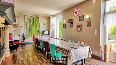 dalle à manger de la Maison d’hôtes / gîtes à vendre à 10 min de BEAUVAL