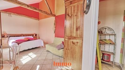 une des Chambres d’hôtes, gîte et roulotte à vendre à 5 km de Sully sur Loire