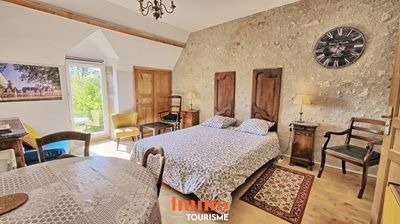 une des chambres de la Propriété et gîtes à vendre près Chambord