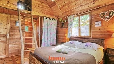 une des chambres des Gîtes insolites à vendre en Touraine