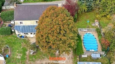 jardin et piscine des Chambres d'hôtes à vendre près Sancerre