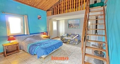 une des Chambres d'hôtes à vendre près Sancerre