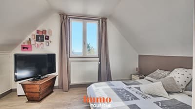 une des Chambres d'hôtes à vendre près de Loche en Indre-et-Loire