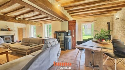 salle à manger  de la Maison d’hôtes avec Spa privatifs à vendre entre Beauval et Valençay