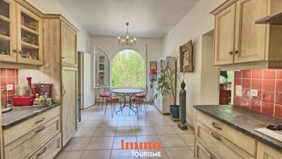 cuisine de la Propriété à vendre pour chambres d'hôtes ou gîtes à Amboise en Indre et Loire