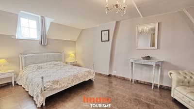 une des Chambres d’hôtes et salle réception à vendre à 15min de Beauval et Cheverny
