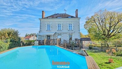 piscine de la Propriété avec gîtes à vendre près Beauval et châteaux de la Loire