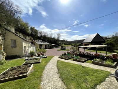 jardin des Chambres d'hôtes à vendre près Chinon en Indre-et-Loire
