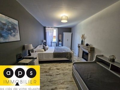une des Chambres d’hôtes à vendre 5 km Arbois Jura