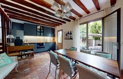 salle à manger des Chambres d'hôtes à vendre à Colombes dans les Hauts-de-Seine