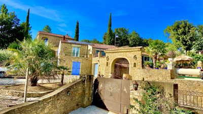Gîtes et chambres d'hôtes à vendre à St-Alexandre dans le Gard