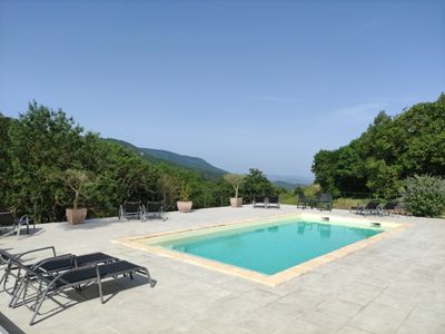 Piscine des Propriété avec Gîtes et chambres d'hôtes à vendre proche de Limoux et Carcassonne dans l'Aude