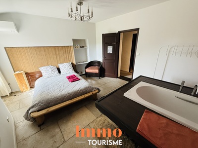 une des Chambres d'hôtes à vendre près Castelnau-le-lez dans l’Hérault