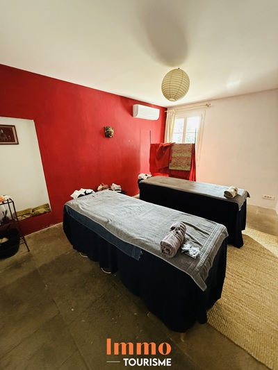 une des Chambres d'hôtes à vendre près Castelnau-le-lez dans l’Hérault