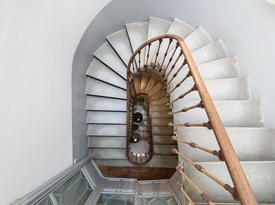 escalier des Chambres d'hôtes et appartements à vendre à Lézignan Corbières, Aude