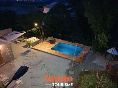 piscine des Gîtes  à vendre près Sommières dans le Gard