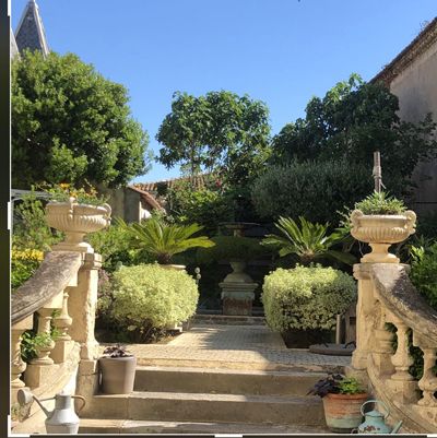 Jardin des Chambres d'hôtes à vendre à St-Marcel-sur-Aude près Canal du Midi