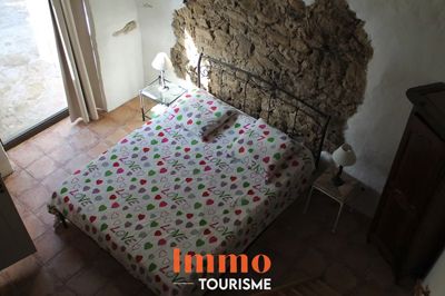 une des chambres des Gîtes et chambres d’hôtes à vendre Vallée de l'Orb