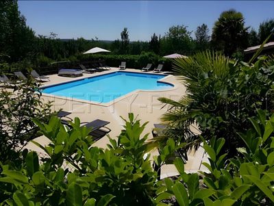 Piscine des Gîtes, chambres d'hôtes et événementiel à vendre à Lectoure dans le Gers