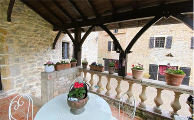 terrasse de la Maison à vendre à Bruniquel dans le Tarn-et-Garonne