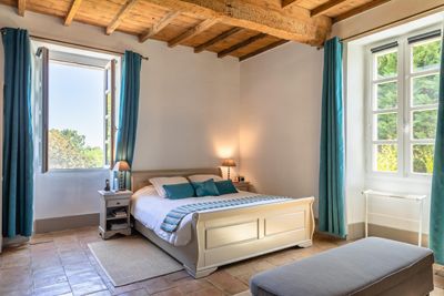une des Chambres d'hôtes et gîtes à vendre à Donnazac dans le Tarn