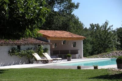 piscine des Chambres d'hôtes et gîte à vendre à Montans dans le Tarn