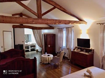 salon des Chambres d'hôtes et gîte à vendre à Montans dans le Tarn