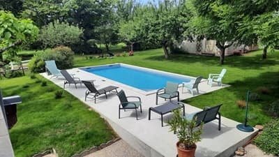 piscine des Chambres d'hôtes et gîte à vendre à Gagnac-sur-Cère dans le Lot