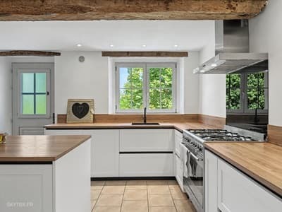 Cuisine des Chambres d'hôtes et gîte à vendre chemin de Compostelle dans le Gers