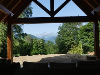 Vue sur les montagnes depuis les Hameau et gîtes à vendre à Oust près St-Giron en Ariège