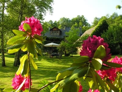 Maison principale des Hameau et gîtes à vendre à Oust près St-Giron en Ariège