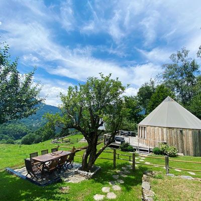 une des yourtes des Chambres d'hôtes, gîte, insolite et séminaires à vendre à Boutx en Haute-Garonne