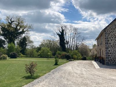 jardin des Chambres d'hôtes, restaurant ou réceptions à vendre à Rives-d'Andaine, Orne