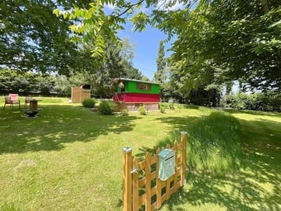 roulotte des Chambres d'hôtes à vendre au Mesnil Garnier dans la Manche