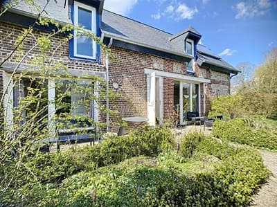 dépendance avec Chambres d'hôtes à vendre à La Neuville-Chant-d'Oisel en Seine-Maritime