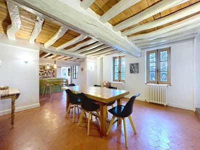 Salle à manger des Chambres d'hôtes à vendre à La Neuville-Chant-d'Oisel en Seine-Maritime