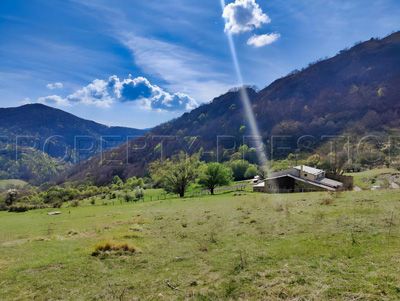 Chalet avec Chambres d'hôtes et gîte à vendre à Dieulefit dans la Drôme