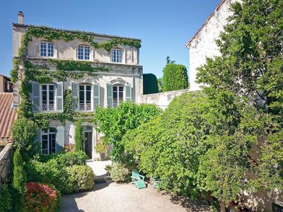 propriété avec Chambres d'hôtes à vendre à Avignon intra-muros
