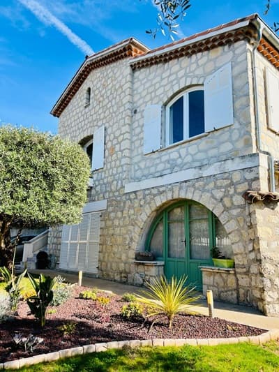 Chambres d'hôtes à vendre à Juan Les Pins dans les Alpes - Maritimes